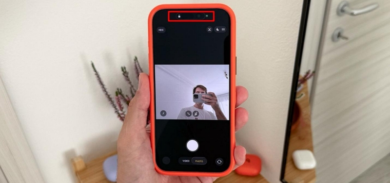 wipe notch area | Download Apps with Face ID